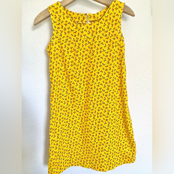 Strawberry Vintage Handmade Shift Dress - Picture 4 of 14